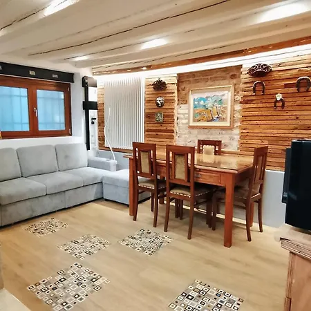 Santa Fosca Cozy Apartment-3